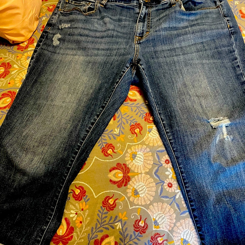 Gently used capris bought at Kohl’s last year.